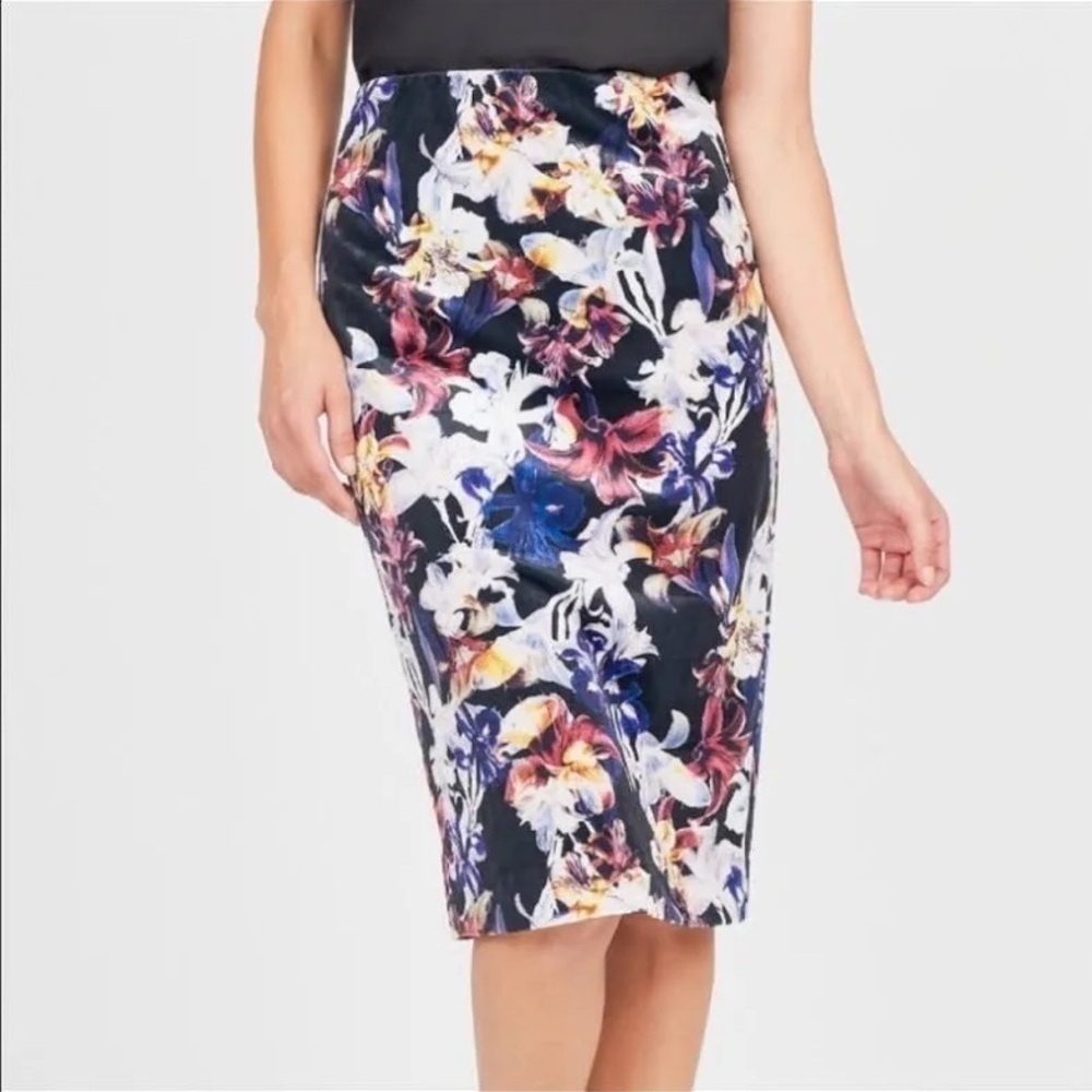 Catherine Malandrino Velvet Floral Pencil Skirt | M